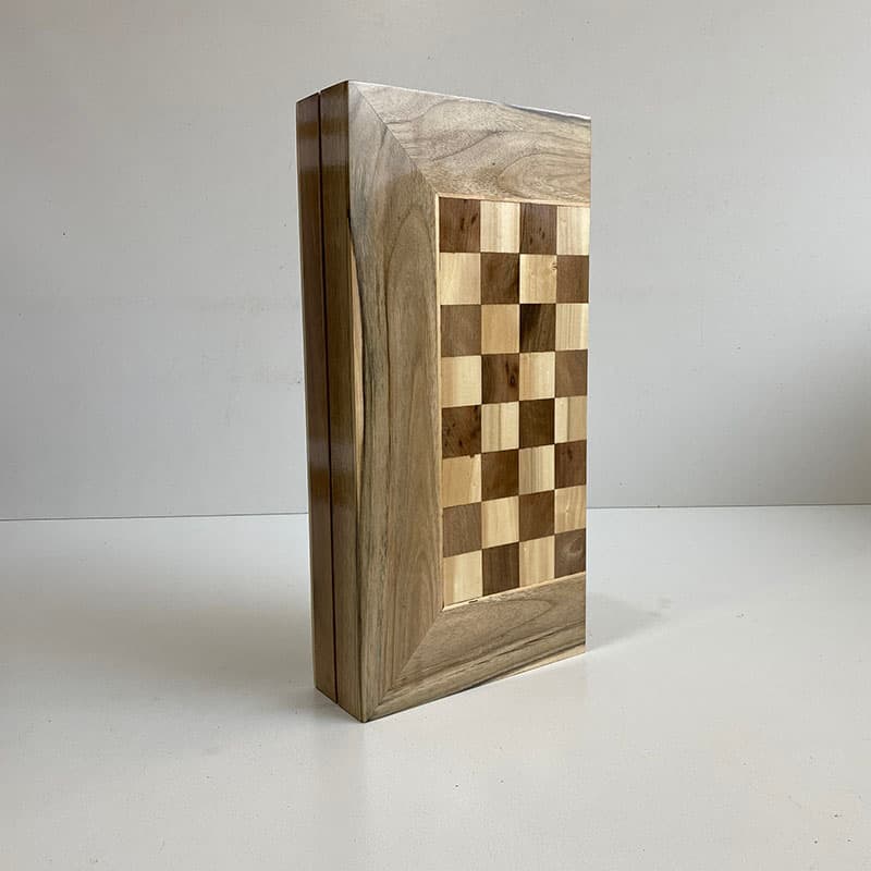 تخته نرد و شطرنج چوب گردو براق طرح لوزی، محصولی با کیفیت و صنایع دستی